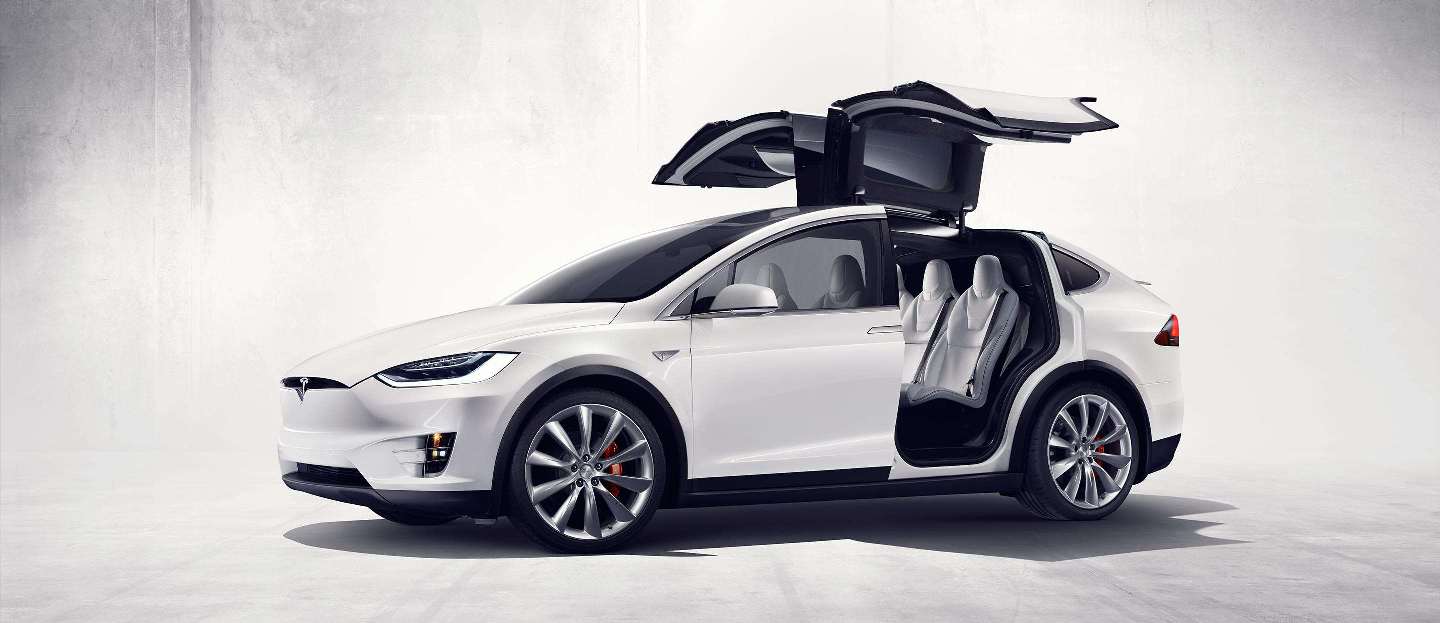 Էլոն Մասկը ներկայացրել է Tesla X-ը